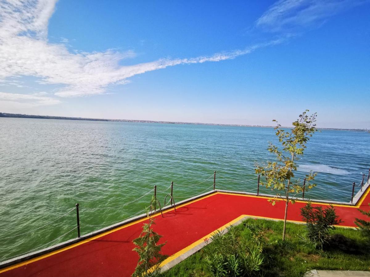 Paradis Apartments - By The Lake 마마이아 외부 사진